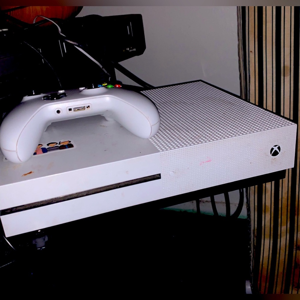 Xbox 1 white
